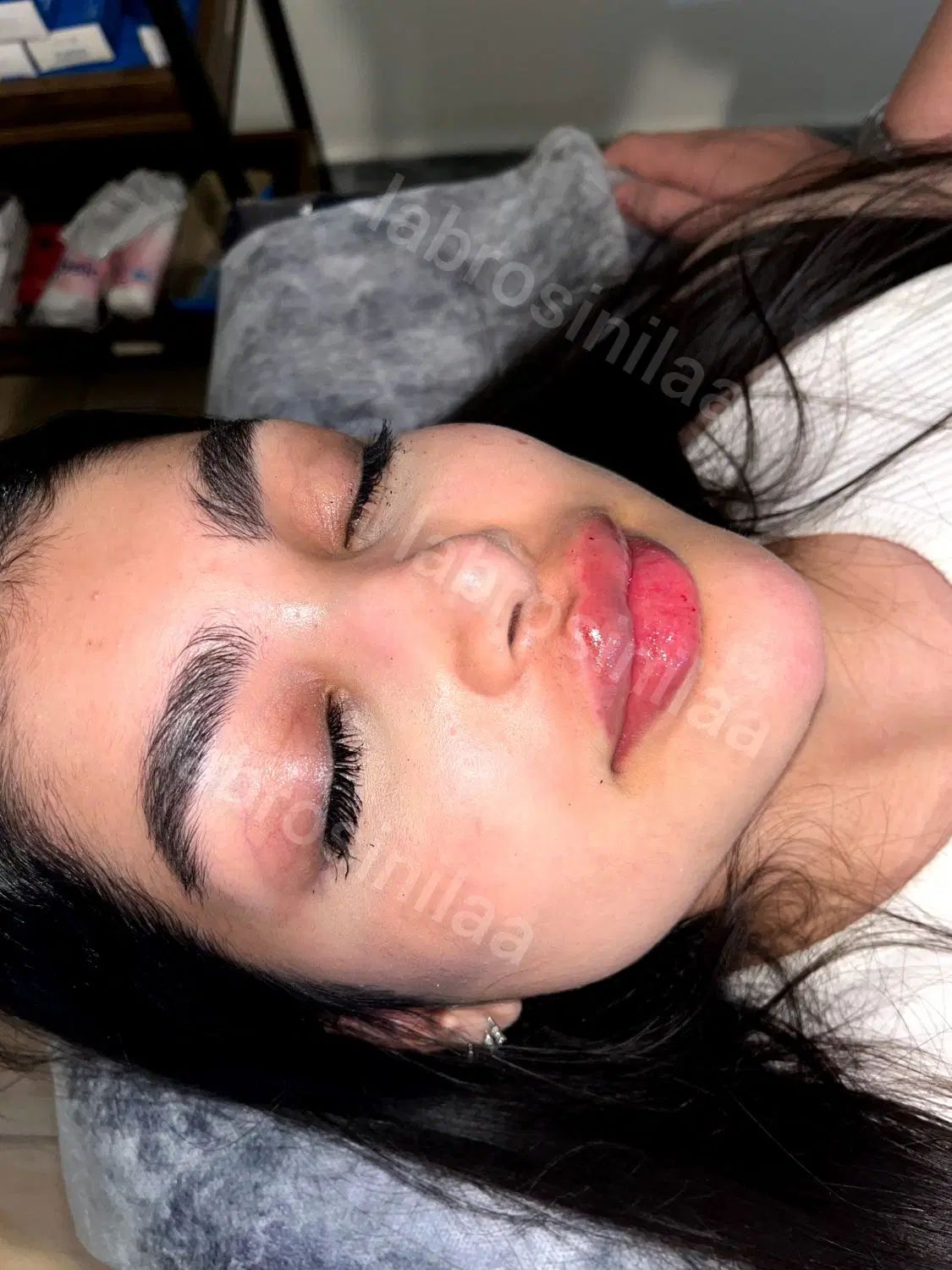 ژل لب روسی 390ت بوتاکس انزیم 390 ماندگاری تضمینی|خدمات آرایشگری و زیبایی|تهران, شهران شمالی|دیوار