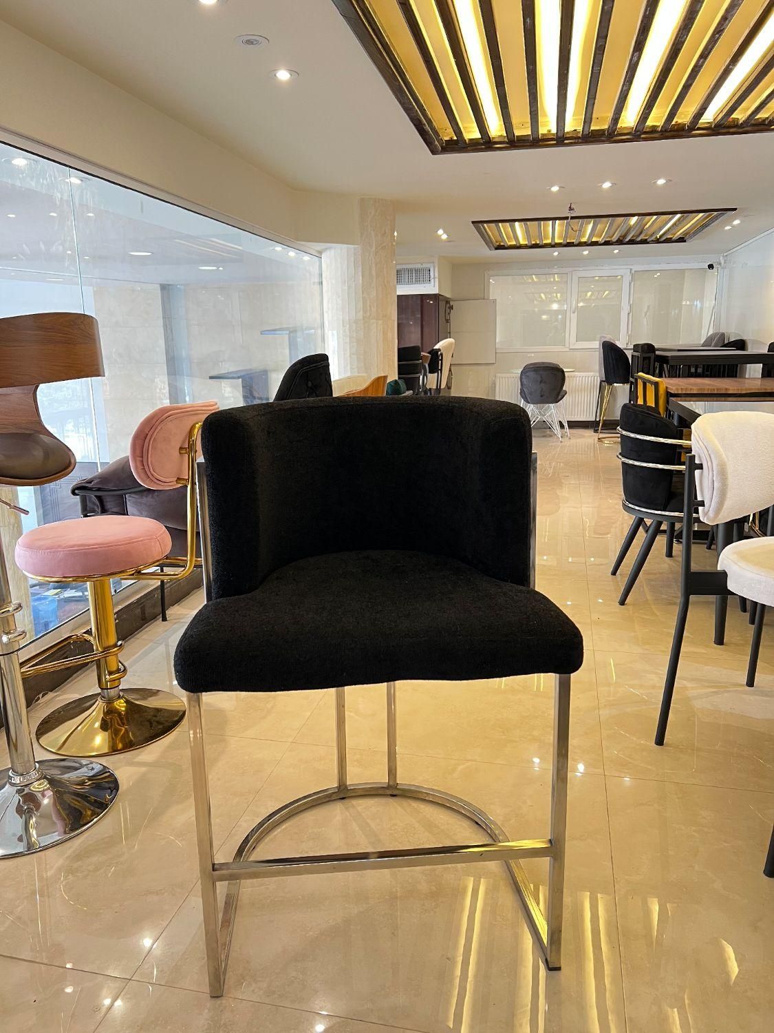 صندلی اپن-سرای آرا|صندلی و نیمکت|یزد, |دیوار