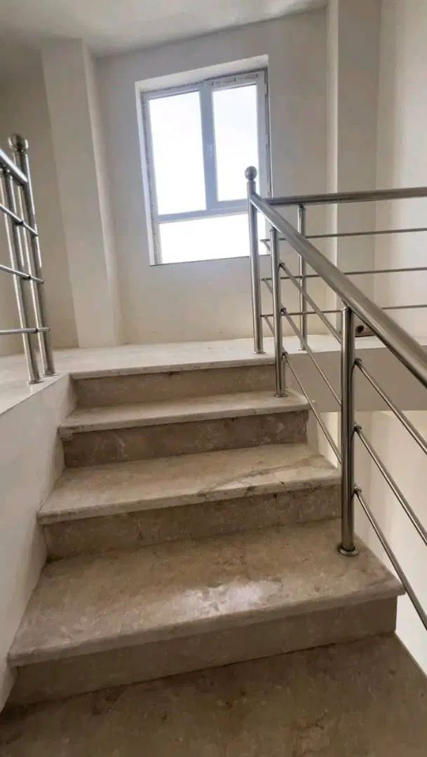 آپارتمان ۱۸۰متر ۳خواب دوبلکس بلوارولیعصر|فروش آپارتمان|رشت, کوی عرفان|دیوار
