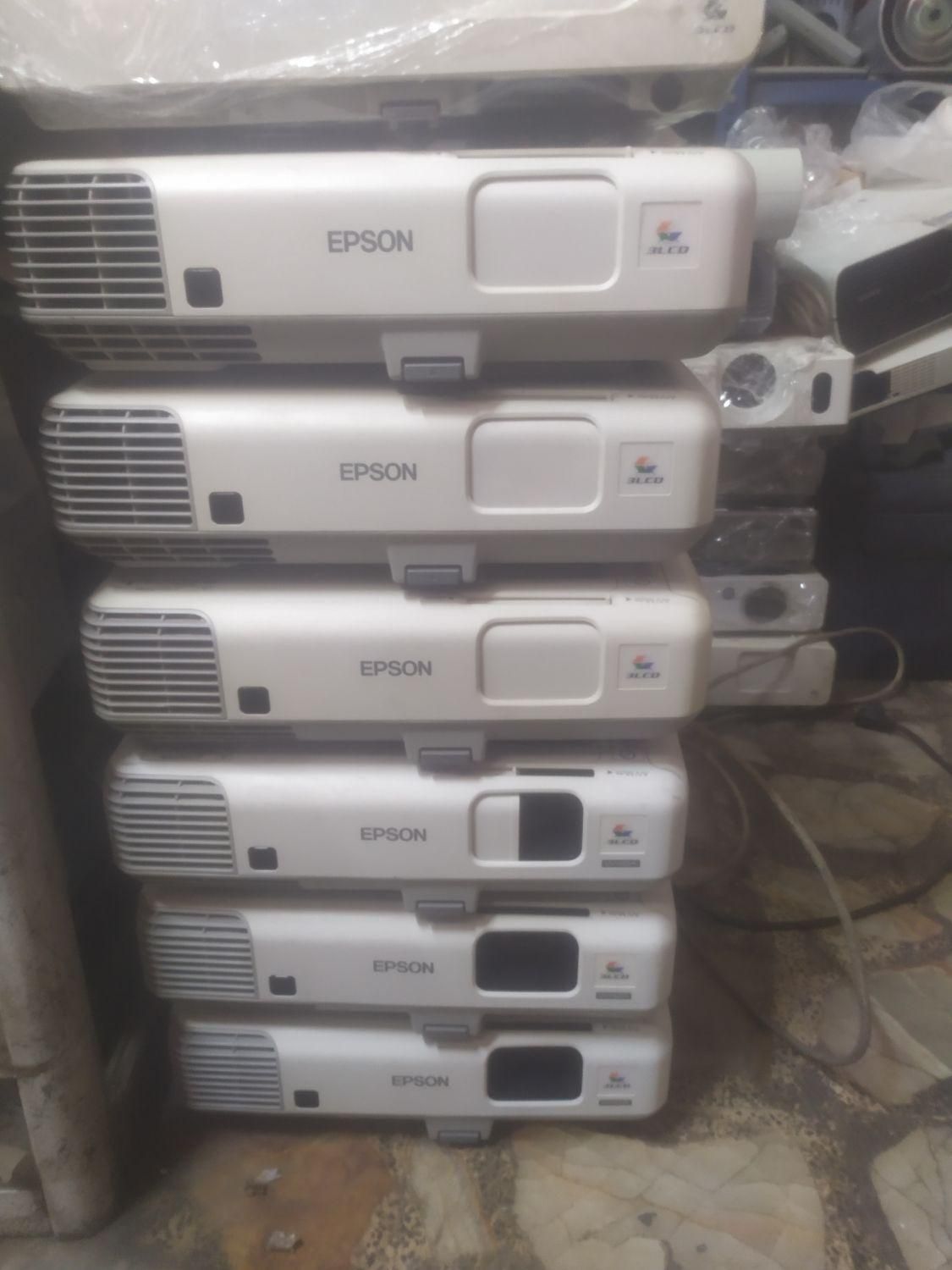 ویدیو پروژکتور پاناسونیک پرده نمایش دیتا پروژکتور|تلویزیون و پروژکتور|اصفهان, خلجا|دیوار