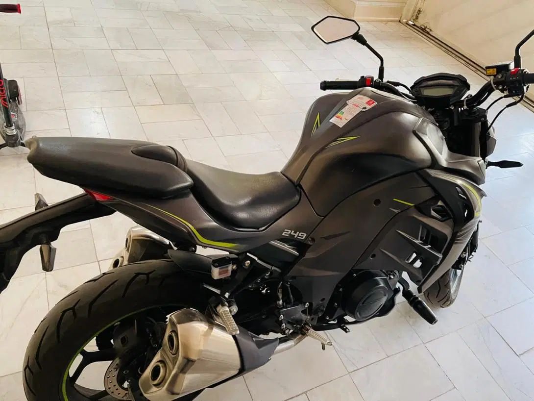 پیشرو 300 طرح z1000|موتورسیکلت|تهران, طرشت|دیوار