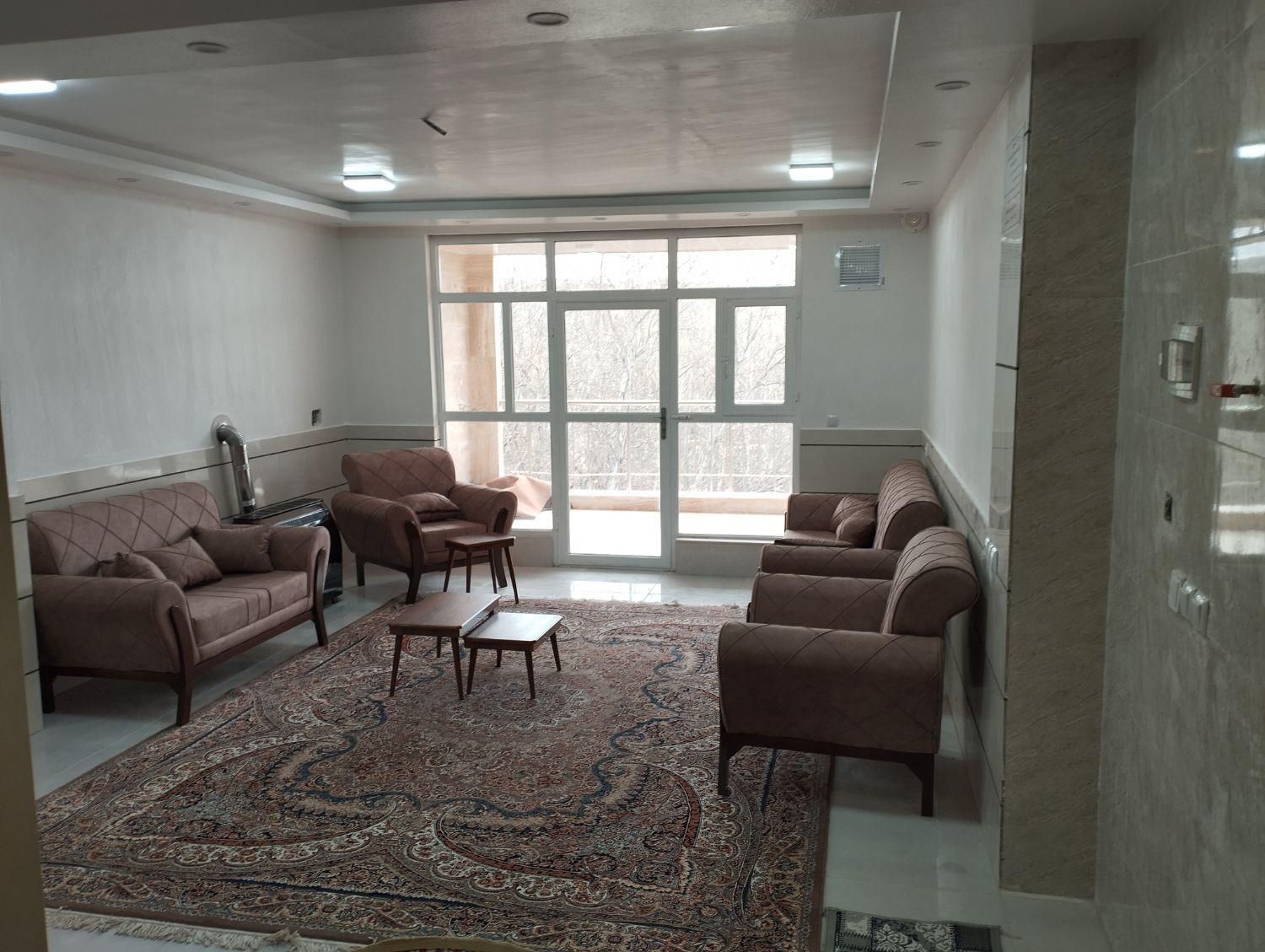 اجاره سوییت و ویلا|اجارهٔ کوتاهمدت ویلا و باغ|شهرکرد, |دیوار