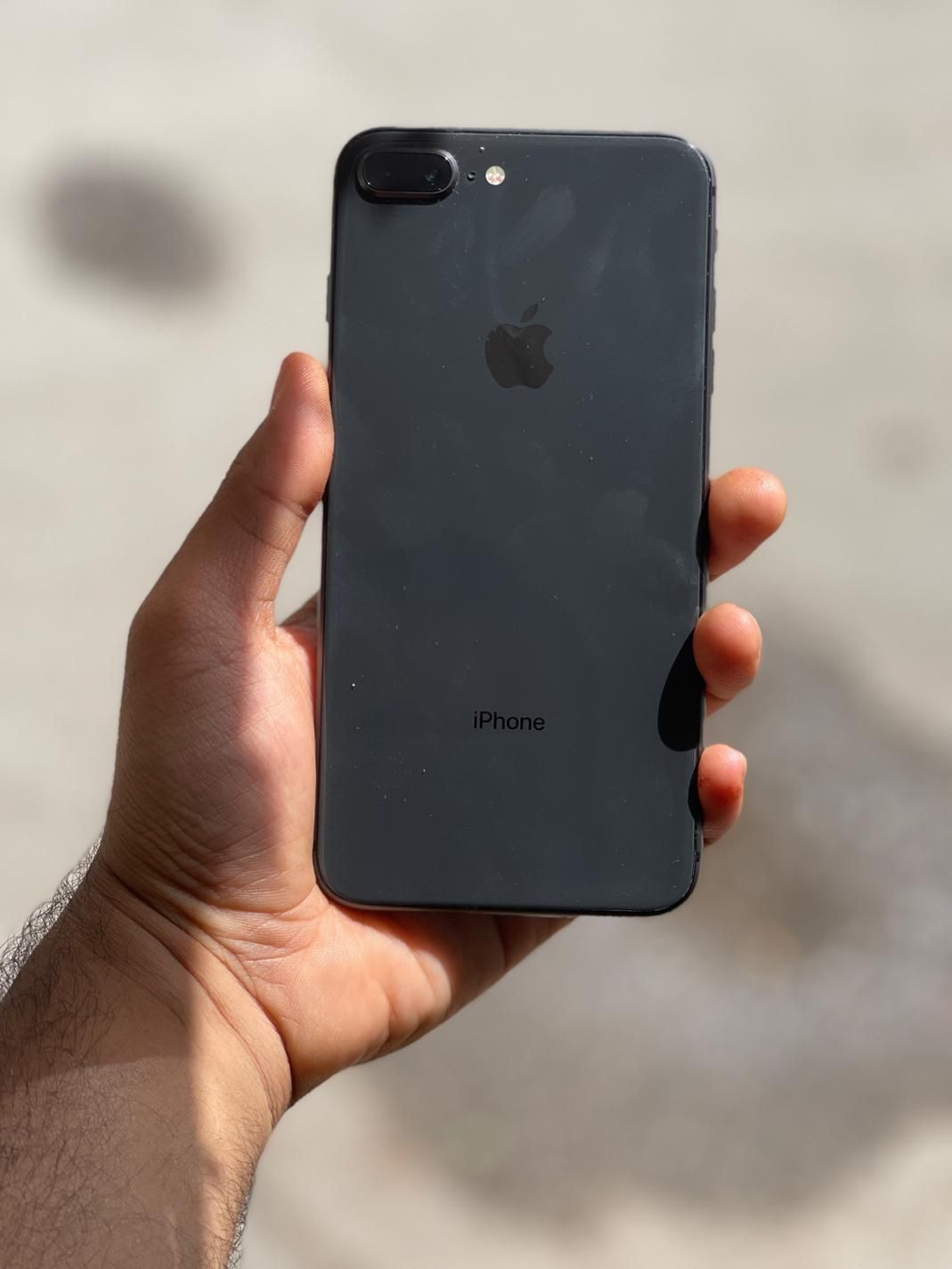 اپل iPhone 8 Plus با حافظهٔ ۶۴ گیگابایت|موبایل|کرمانشاه, |دیوار