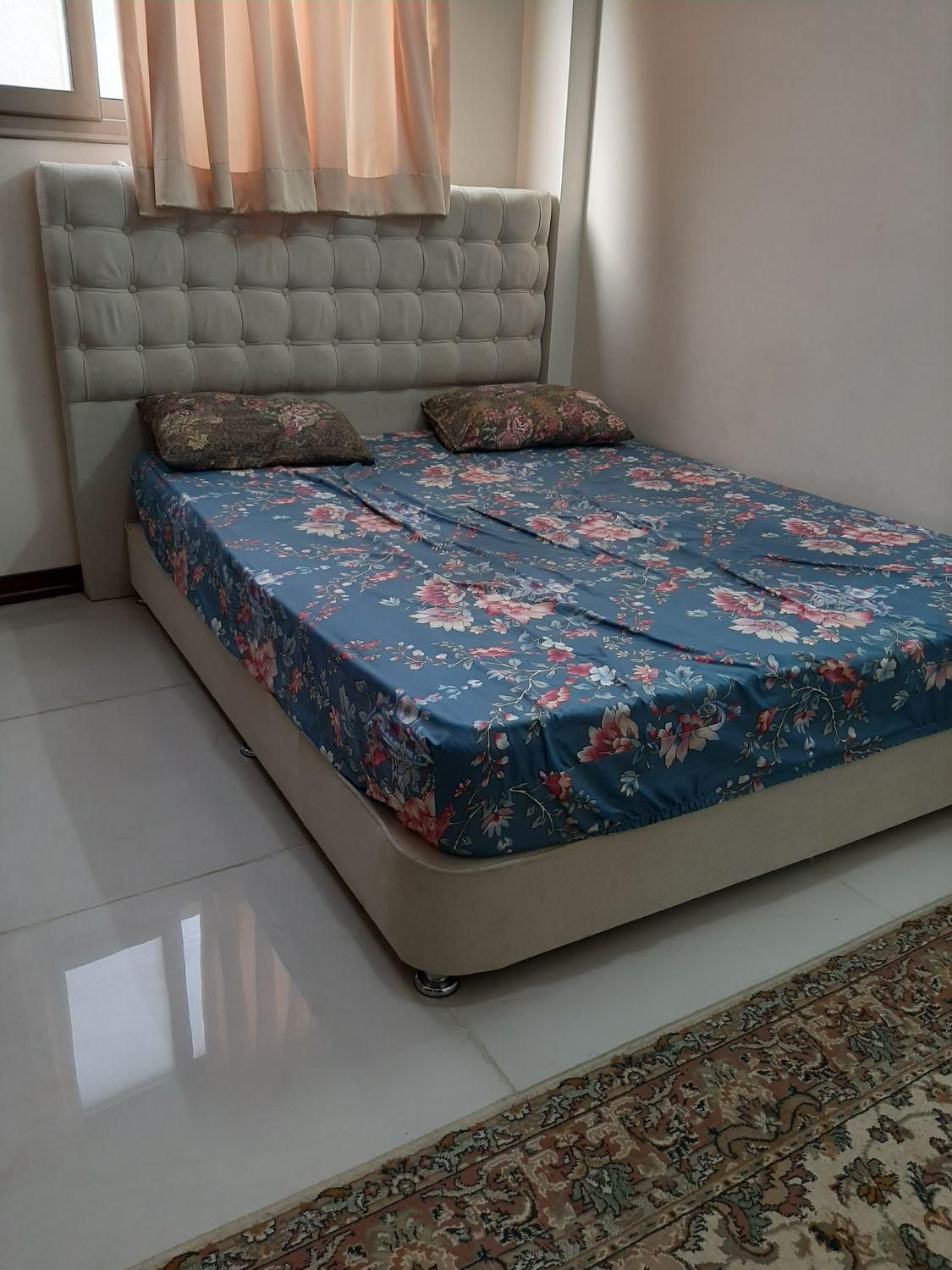 اجاره روزانه/هفتگی/ماهانه ویلا|اجارهٔ کوتاهمدت ویلا و باغ|باغ بهادران, |دیوار