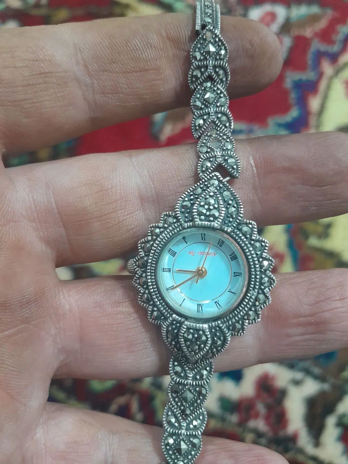 ساعت نقره بسیار زیبا|ساعت|اصفهان, بهارستان|دیوار
