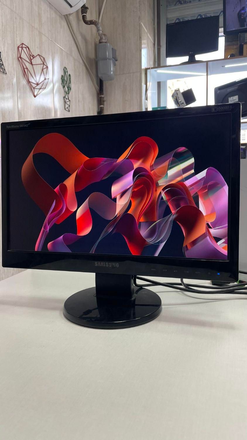 مانیتور 17 / 19 اینچ LED|قطعات و لوازم جانبی رایانه|ملارد, |دیوار