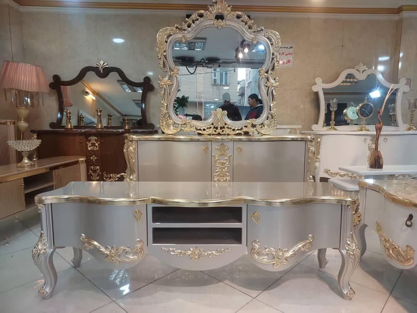 میز تلوزیون طرح خم|میز تلویزیون|تهران, شهید رجایی|دیوار