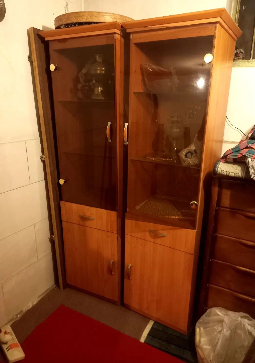 کتابخانه طبقه دار کشویی جادار و نیمکت مدرسه بچه|کتابخانه، شلف، قفسه‌های دیواری|کرج, حصارک پایین|دیوار