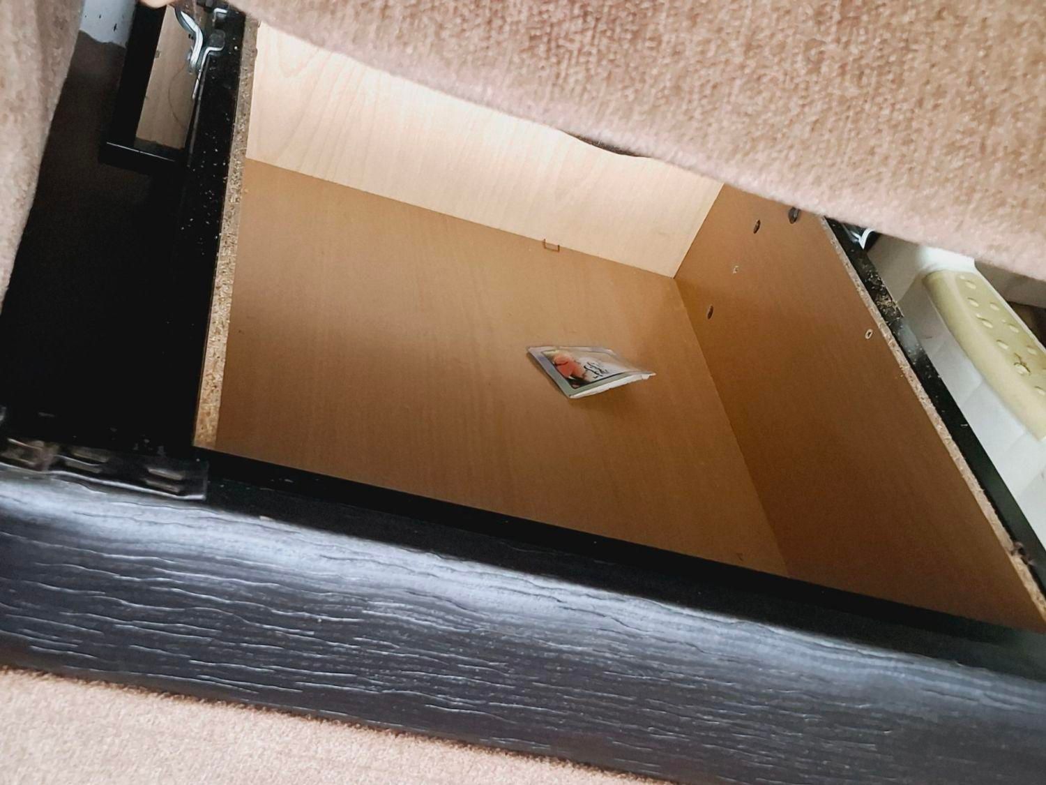 مبل تخت شو|مبلمان خانگی و میز عسلی|اردبیل, |دیوار