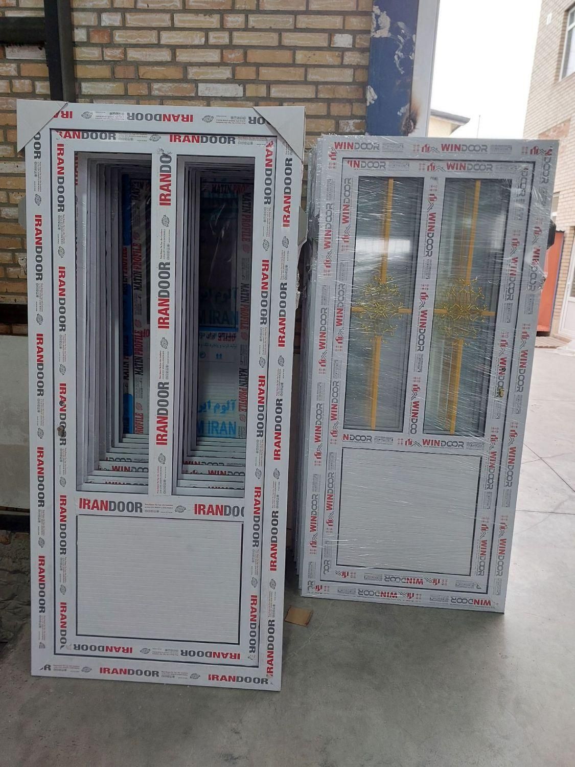 فروش انواع درب و پنجره pvc|مصالح و تجهیزات ساختمان|نهاوند, |دیوار