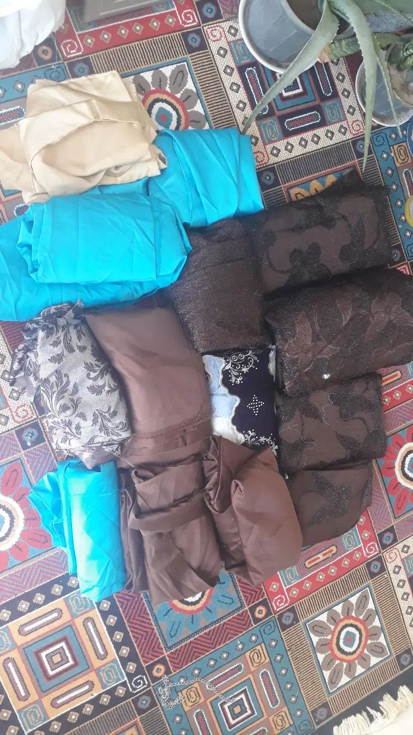 پارچه|لباس|اصفهان, سودان|دیوار
