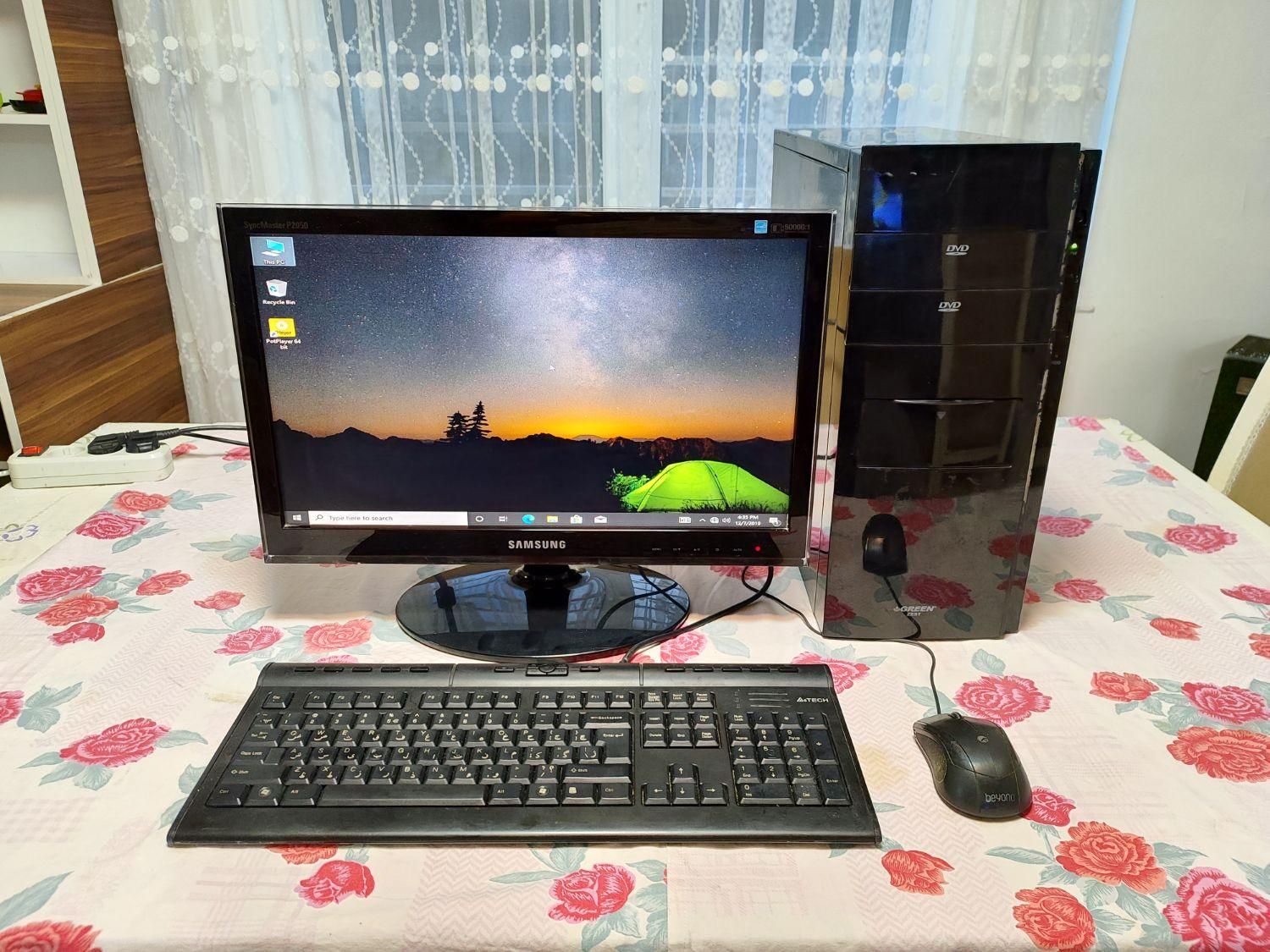 ۴هسته با رم ۸ هارد ۵۰۰ و ssd گرافیک ۲ مانیتور ۲۰|رایانه رومیزی|چالوس, |دیوار