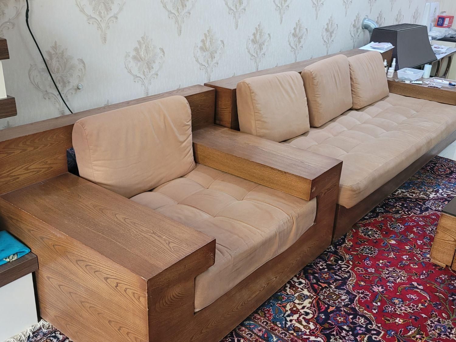 مبلمان راحتی|مبلمان خانگی و میز عسلی|اصفهان, چشمه باقرخان|دیوار