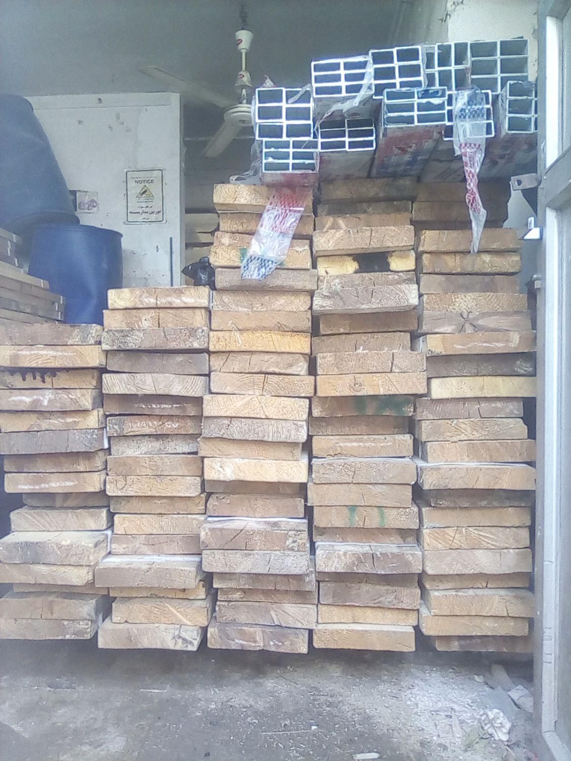 تخته  زیر پا در ابعاد مختلف بشکه .شمشه  و...|مصالح و تجهیزات ساختمان|گرگان, |دیوار