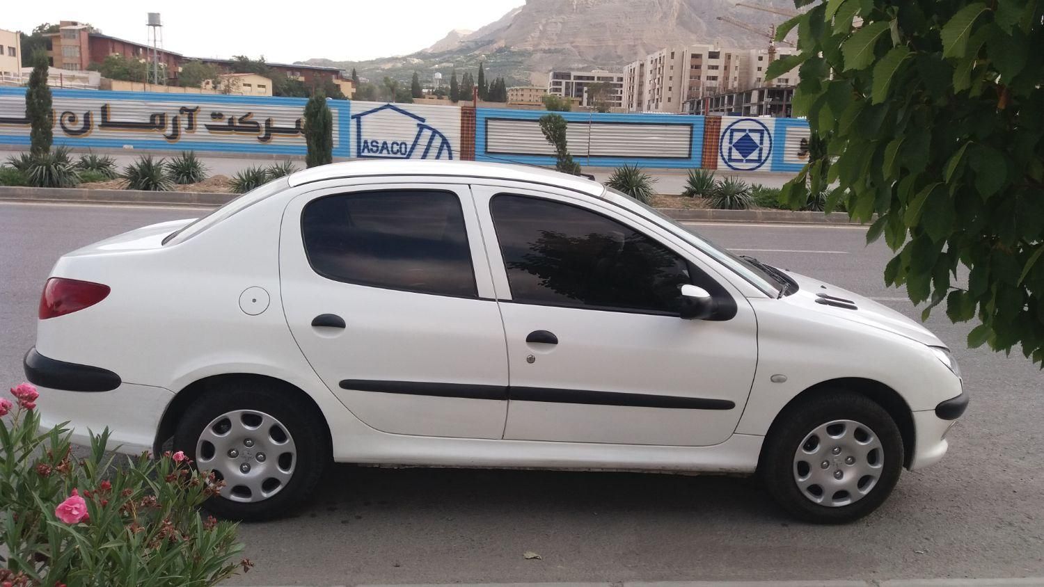 پژو 206 SD V8، مدل ۱۳۹۱|خودرو سواری و وانت|اصفهان, حسین‌آباد|دیوار