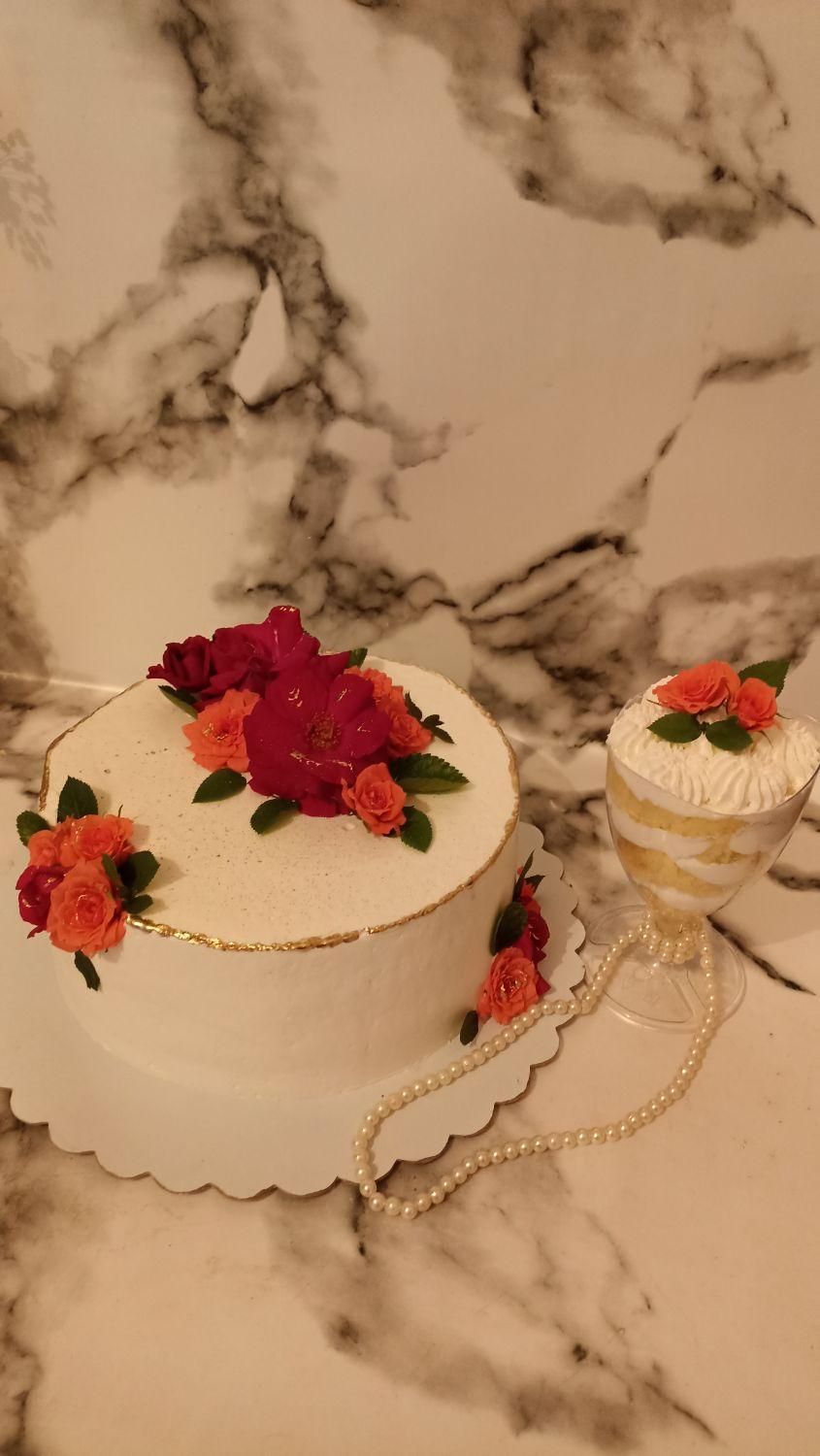 سفارش کیک خامه ای،کیک خیس وعصرانه|خوردنی و آشامیدنی|بردسیر, |دیوار