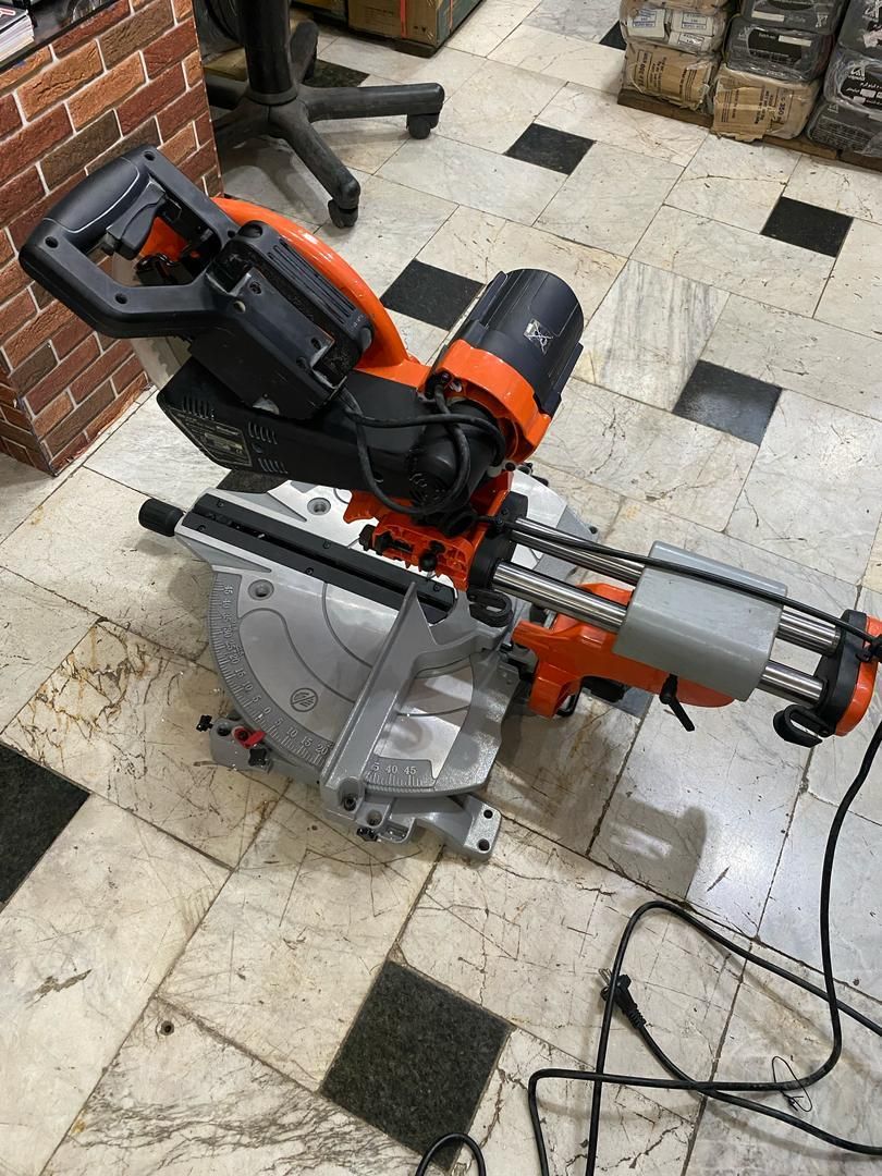 اره فارسی بر ۳۰ سانت المان کشویی|ماشینآلات صنعتی|رشت, حافظ آباد|دیوار