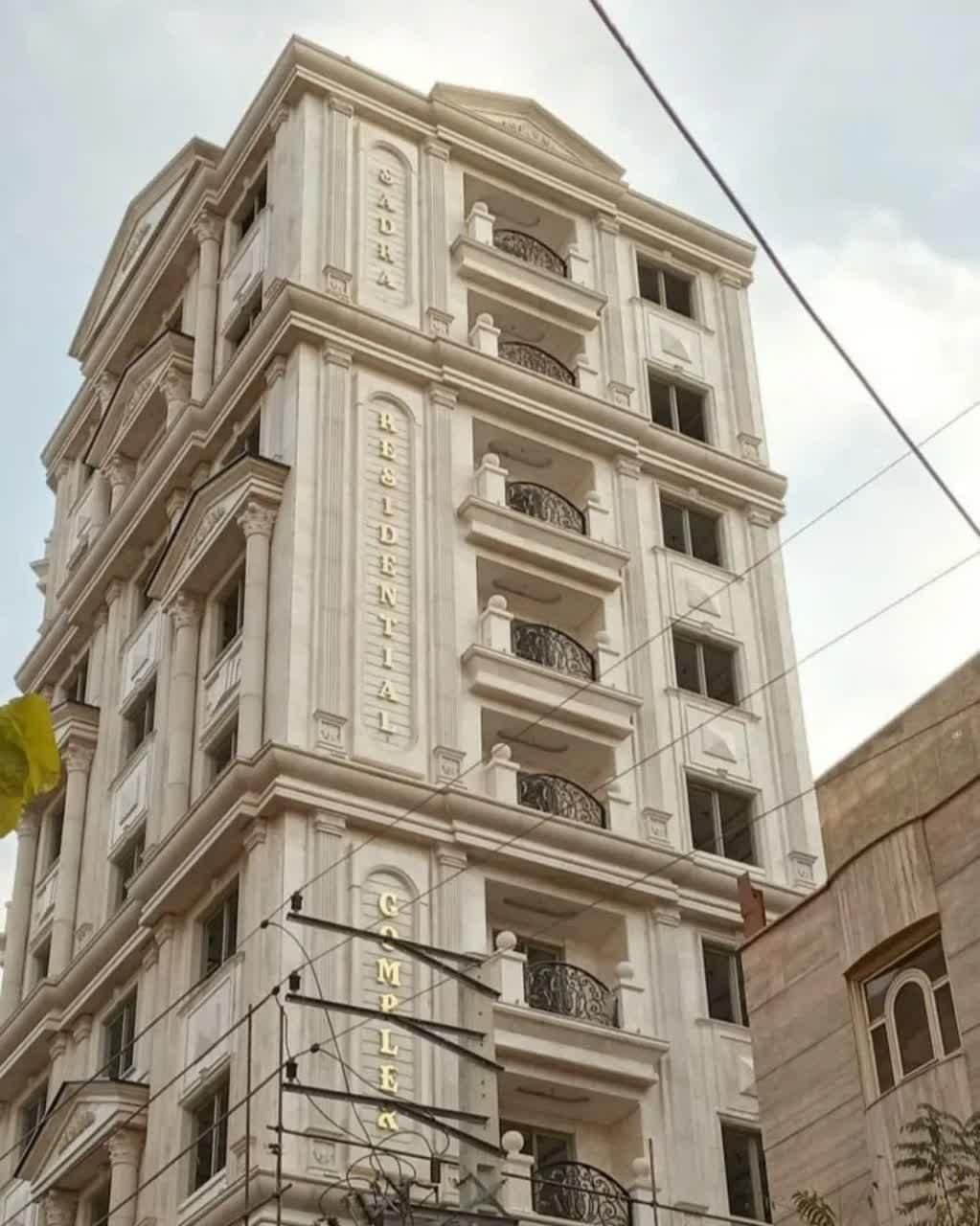 آپارتمان ۱۷۰ متر/۳خواب نور/مطبخ دار/سالن بزرگ|پیش‌فروش املاک|قم, بنیاد|دیوار