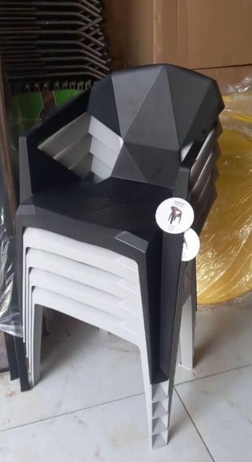 صندلی پلاستیکی مدل meloraکد 963608 کرج/گلشهر|صندلی و نیمکت|کرج, گلشهر|دیوار