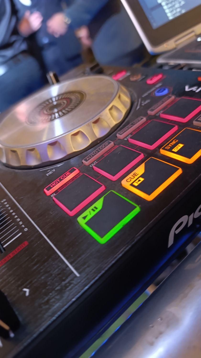 دیجی  نی امبون  اجاره  نورپردازی و سیستم صوت|خدمات پذیرایی، مراسم|بندرعباس, |دیوار