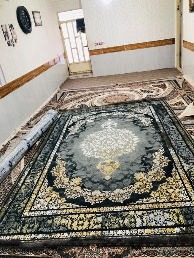 یک جفت فرش گل برجسته کاملا نو تو پلاستیک|فرش|اسفراین, |دیوار