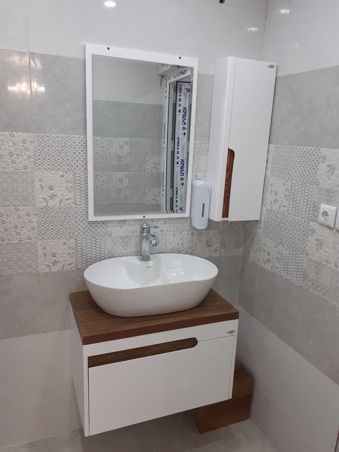 انجام کامل لوله کشی آب و فاضلاب.نصب شیرآلات و..|خدمات پیشه و مهارت|کرمانشاه, |دیوار