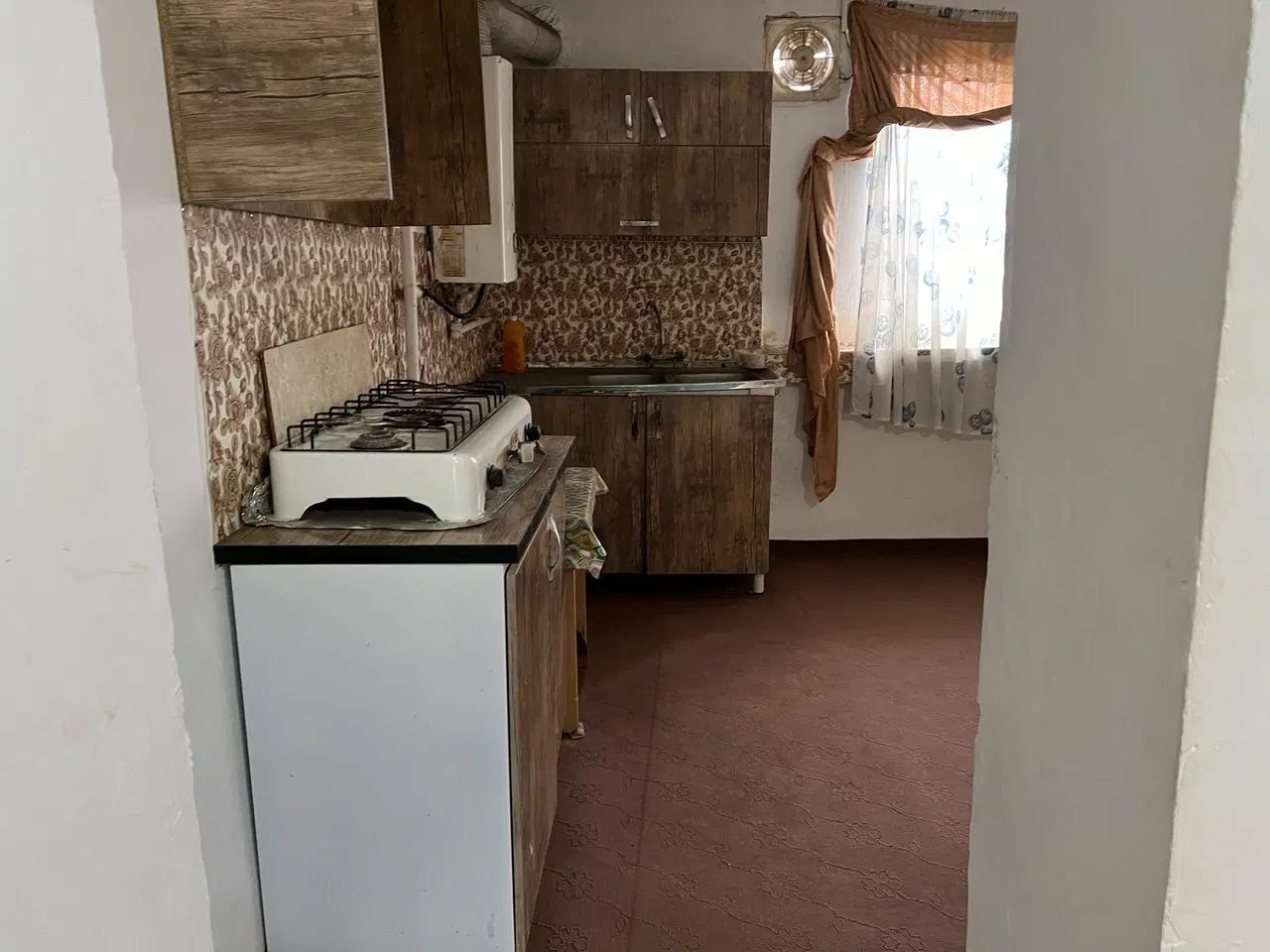 یک باب خانه ویلایی قدیمی ۳۲۰متر زمین ۷۷ متر بنا|فروش خانه و ویلا|رشت, حومه رشت|دیوار