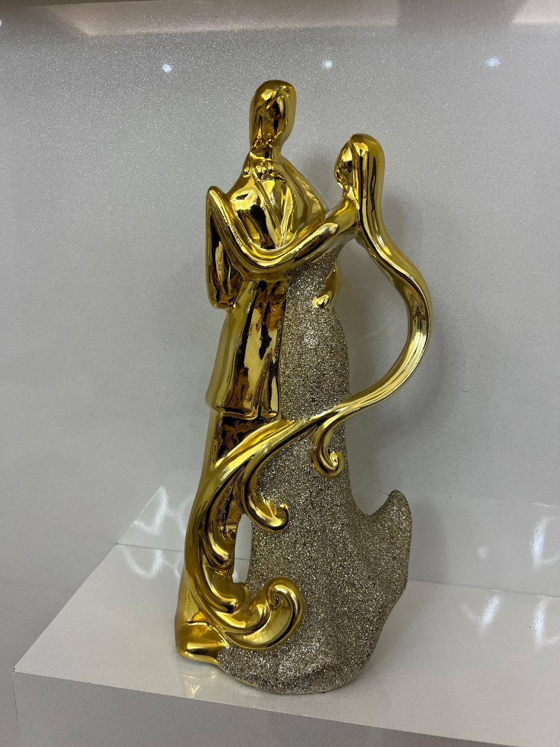 سه عدد مجسمه بدون زدگی و رنگ پریدگی|مجسمه، تندیس، ماکت|بندرعباس, |دیوار