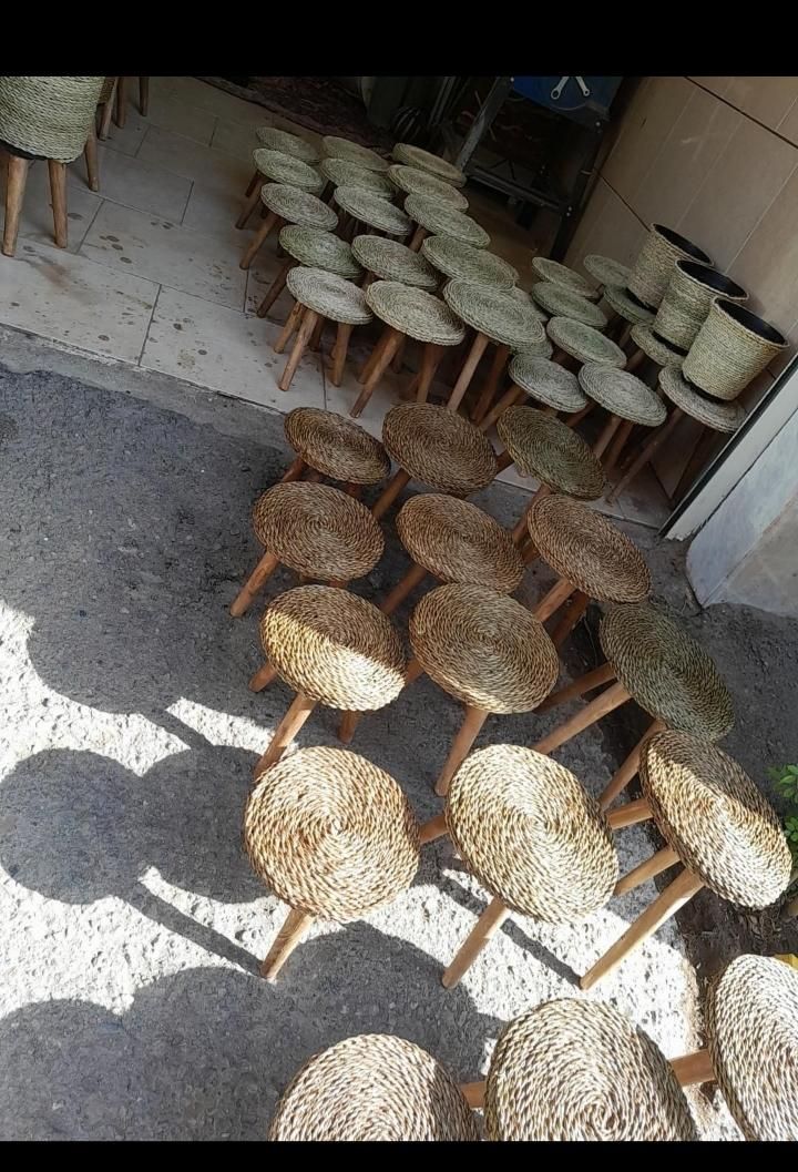 پایه گلدان حصیری|گل و گیاه طبیعی|بروجرد, |دیوار