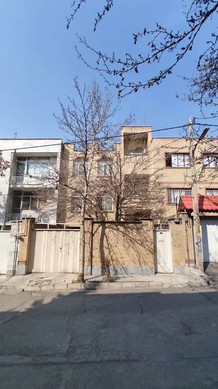 اجاره و رهن  آپارتمان در ساختمانی دو واحدی|اجارهٔ آپارتمان|کرج, شهرک اوج|دیوار