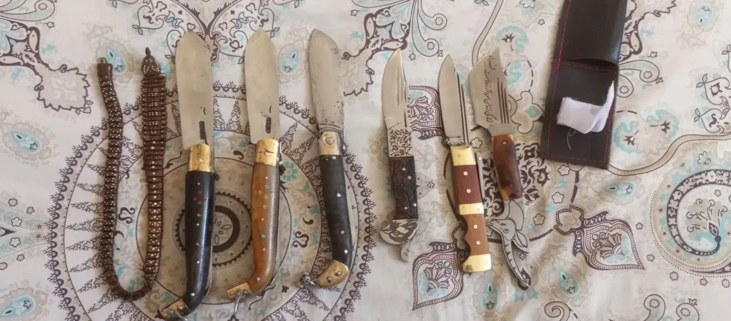 چاقو دسته شاخ کهنه تسبیح زندان بافت انگشتر|کلکسیون اشیاء عتیقه|اصفهان, رزمندگان|دیوار