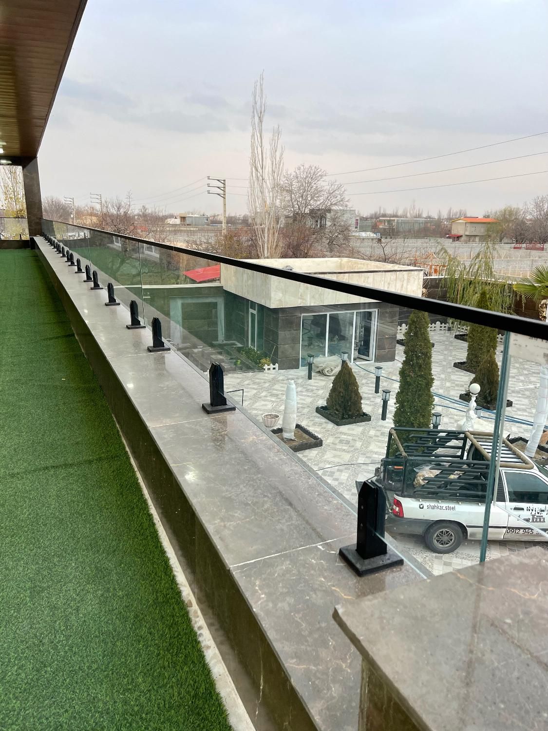 نرده شیشه لمینت و سکوریت|مصالح و تجهیزات ساختمان|ارومیه, |دیوار