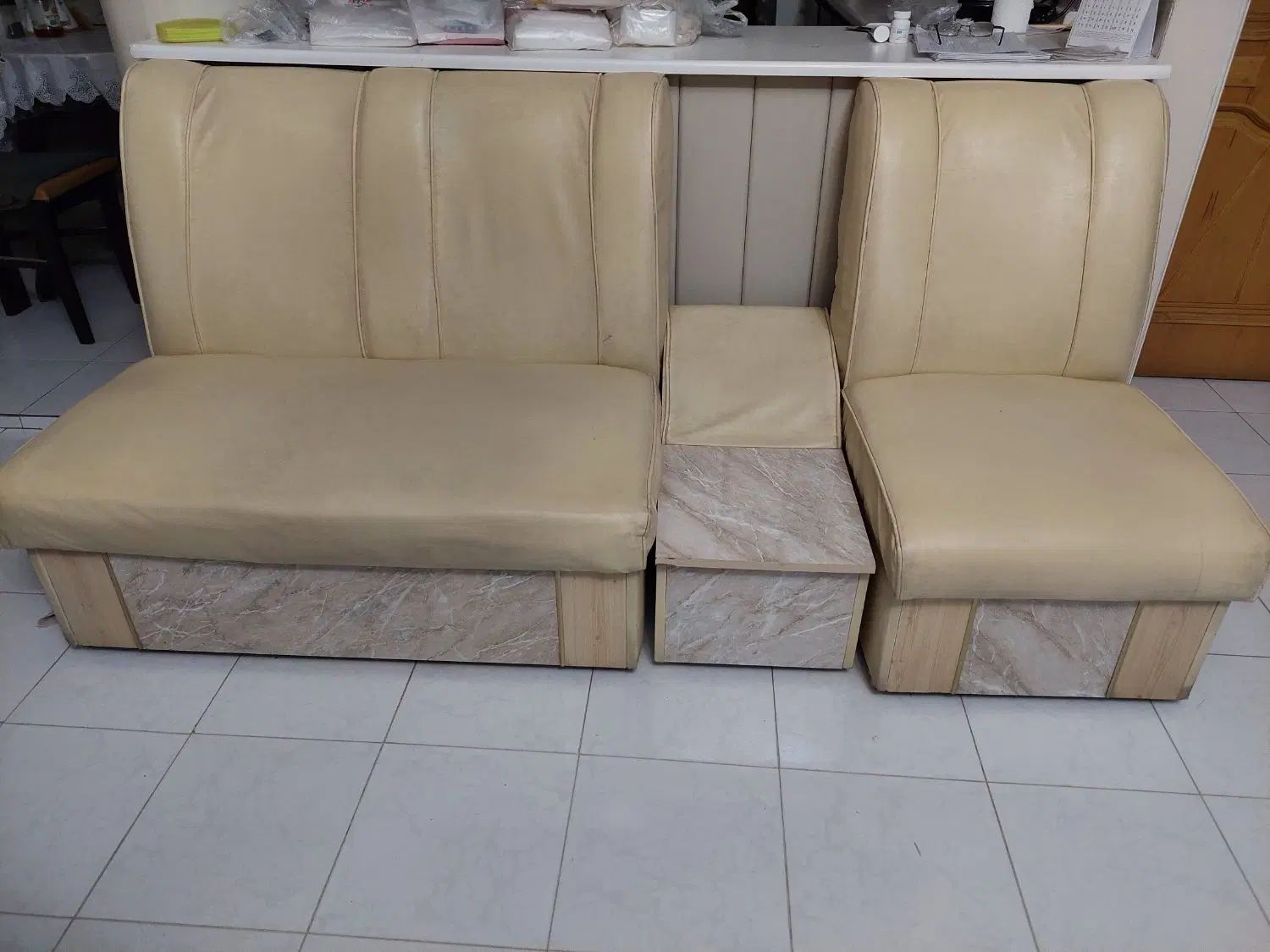 ست کاناپه و میز ۳نفره|مبلمان خانگی و میز عسلی|اصفهان, شیخ اشراق|دیوار