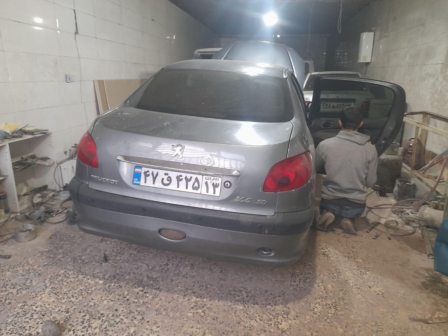 صافکاری ونقاشی میلادباکمرتین|خدمات موتور و ماشین|اصفهان, جاوان|دیوار