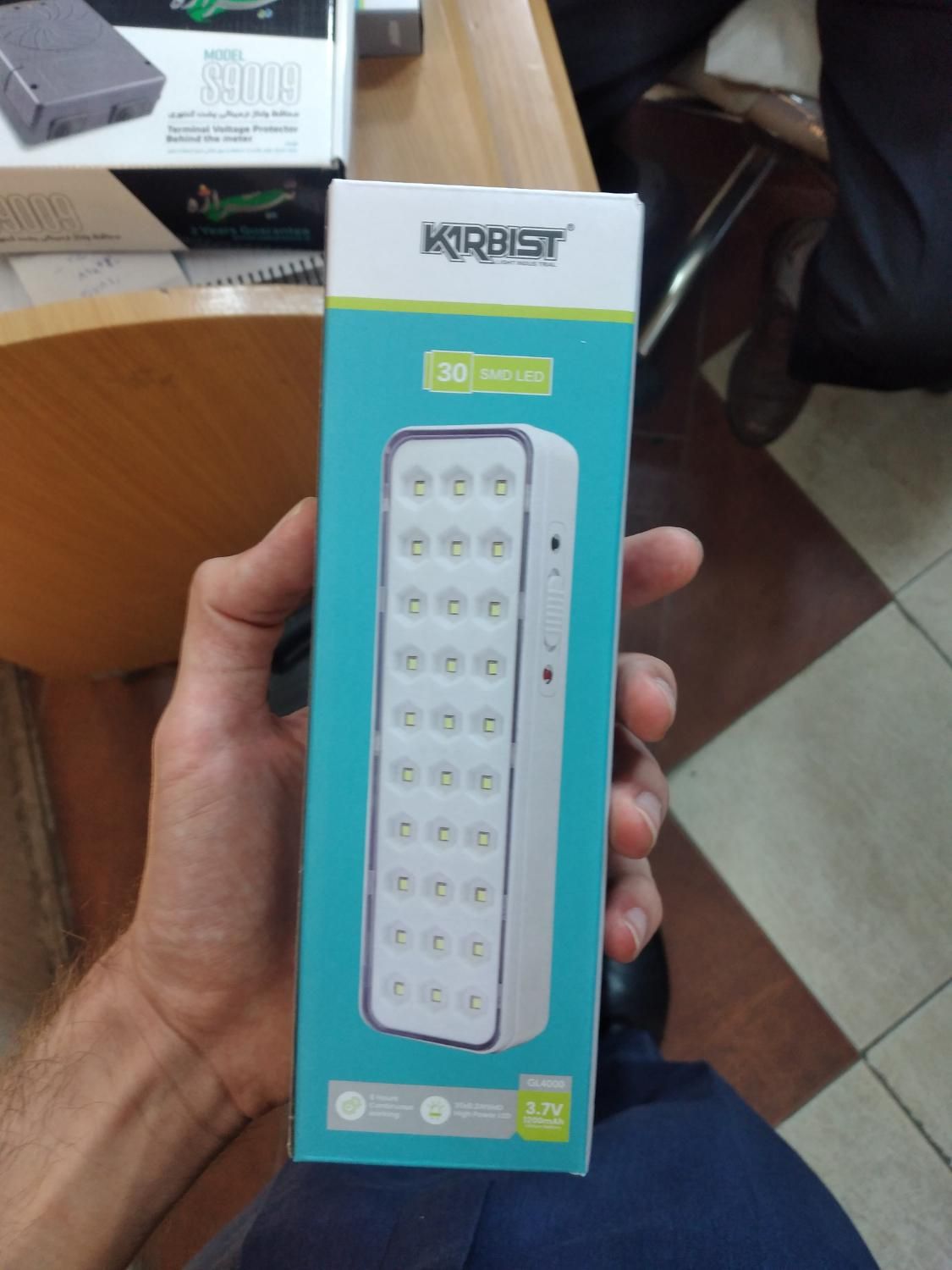چراغ قوه ۳۰ led|لامپ و چراغ|بروجرد, |دیوار