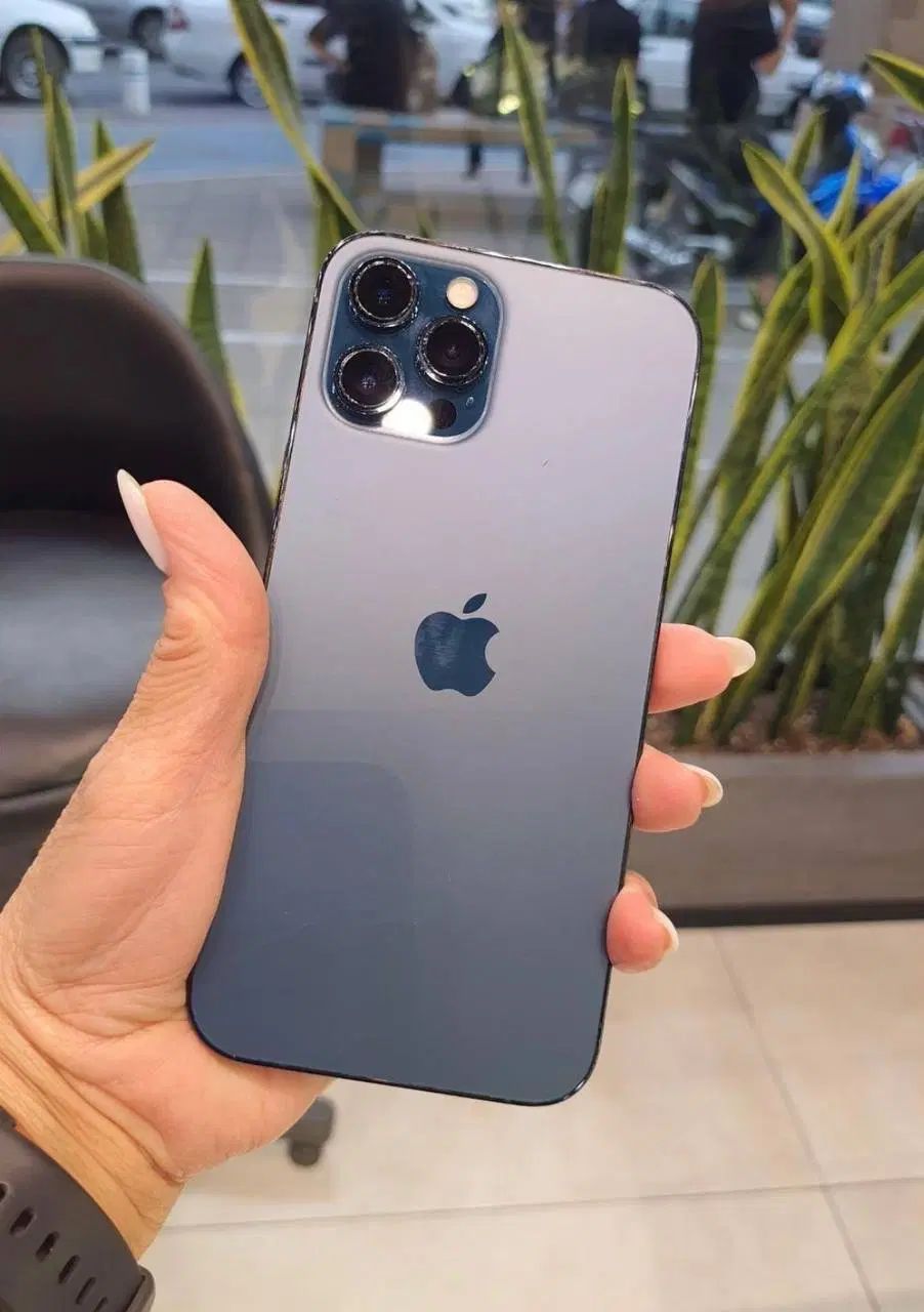 اپل iPhone 12 Pro Max با حافظهٔ ۲۵۶ گیگابایت|موبایل|مشهد, امام خمینی|دیوار