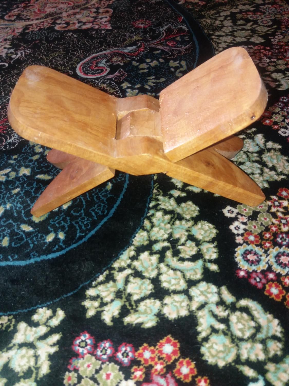 رحل قرآن چوبی (زیر قرآنی) مناسب روخوانی و هفت سین|صنایع دستی و سایر لوازم تزئینی|شیراز, طلاب|دیوار