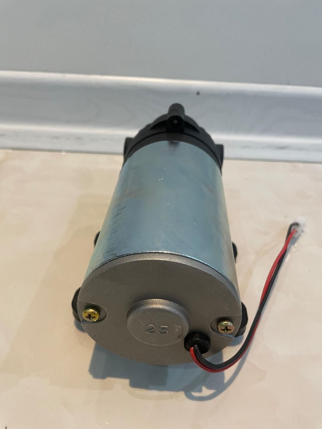 قطعات برقی دستگاه تصفیه آب خانگی|آب‌سردکن و تصفیه آب|اندیشه, اندیشه فاز ۱|دیوار