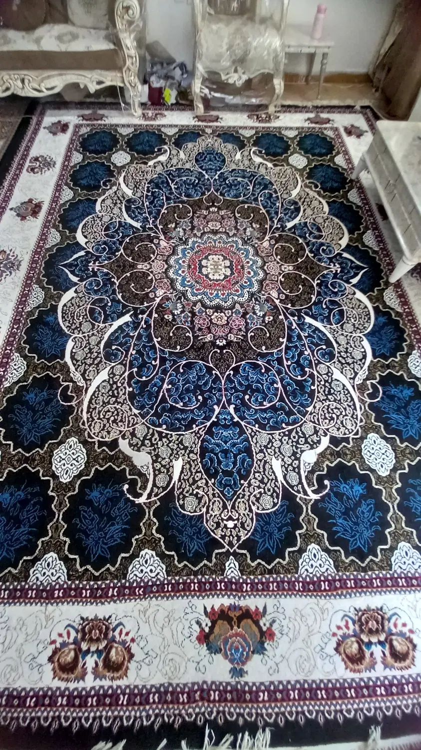 قالی ۱۲متری درحد نو کاملا سالم طرح ۷۰۰شانه کاشان|فرش|مشهد, امامیه (شهرک غرب)|دیوار