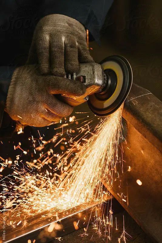 دیگر نگران گیر کردن در آسانسور نباشید|خدمات پیشه و مهارت|کرج, عظیمیه|دیوار