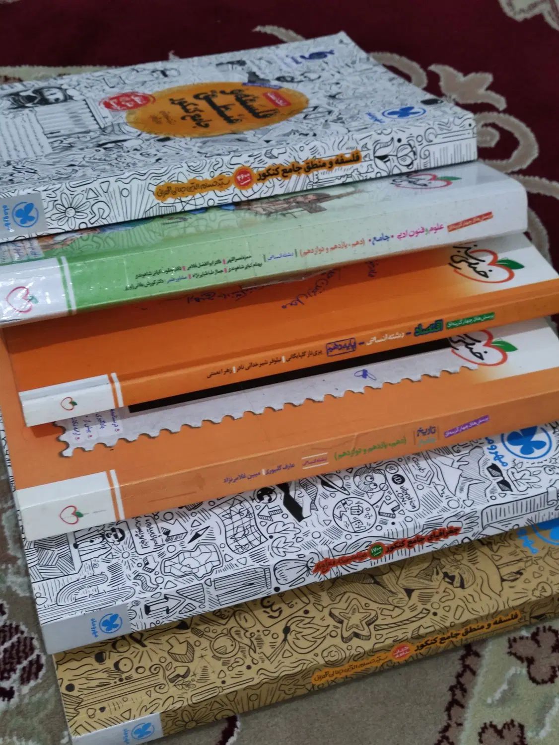 لیست کتاب ها همراه قیمت در توضیحات تکی و کلی|کتاب و مجله آموزشی|کرج, شهرک یاس جنوبی|دیوار