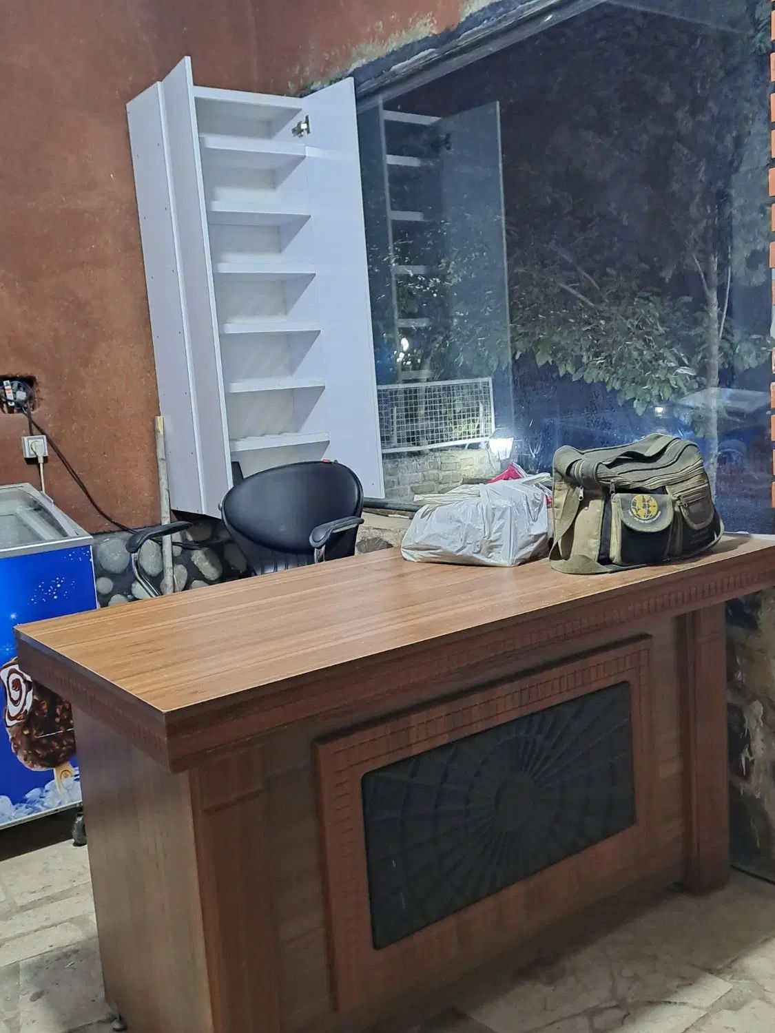 لوازم سوپرمارکت قفسه استندسیگار میزکار|فروشگاه و مغازه|کرج, آتشگاه|دیوار