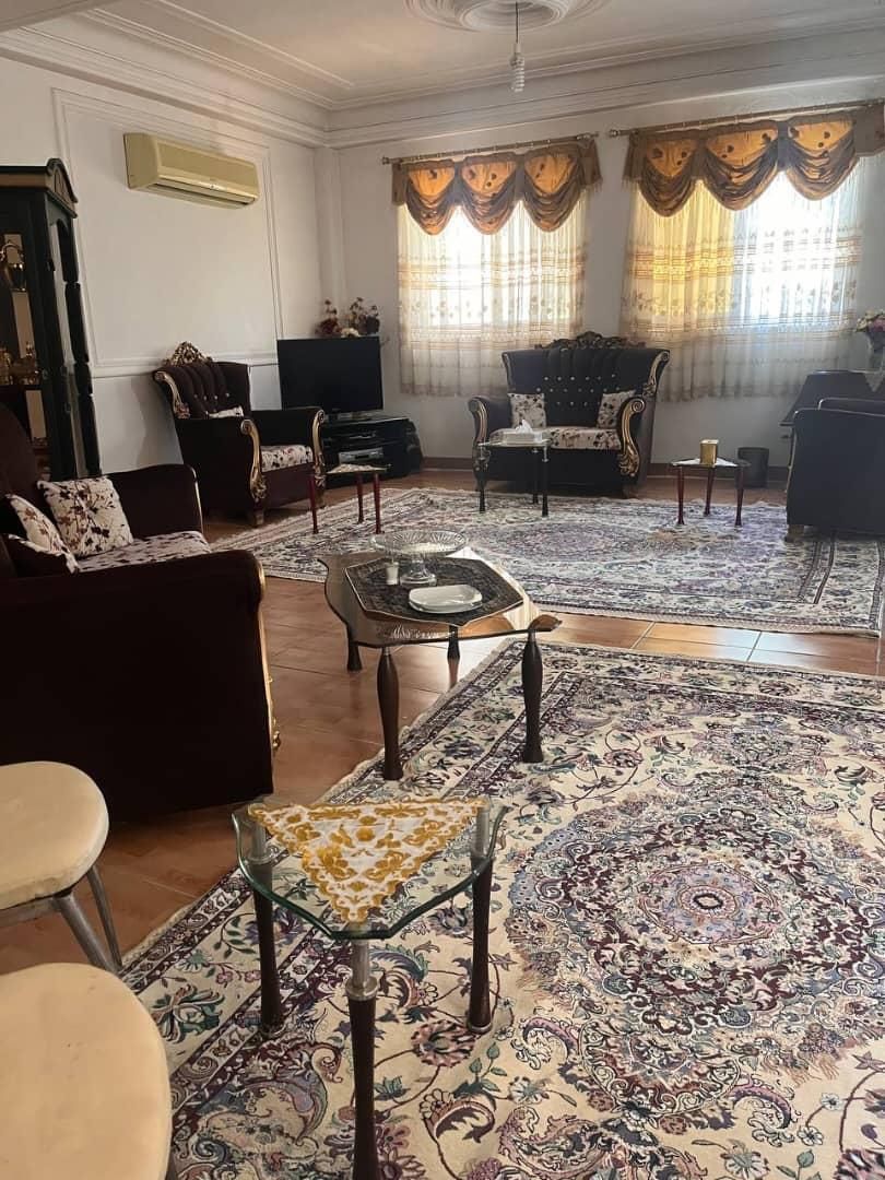 اجاره روزانه/هفتگی/ماهانه ویلا ۳۳۰ متری در گلسار|اجارهٔ کوتاه‌مدت ویلا و باغ|رشت, گلسار|دیوار