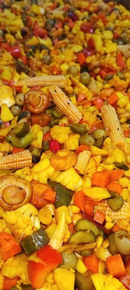 ترشی خیارشور سیر زیتون عمده|عمده‌فروشی|اهواز, علی آباد|دیوار