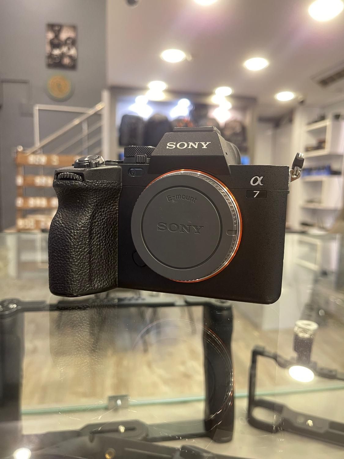 دوربین sony a7iv در حد نو|دوربین عکاسی و فیلم‌برداری|تهران, فردوسی|دیوار