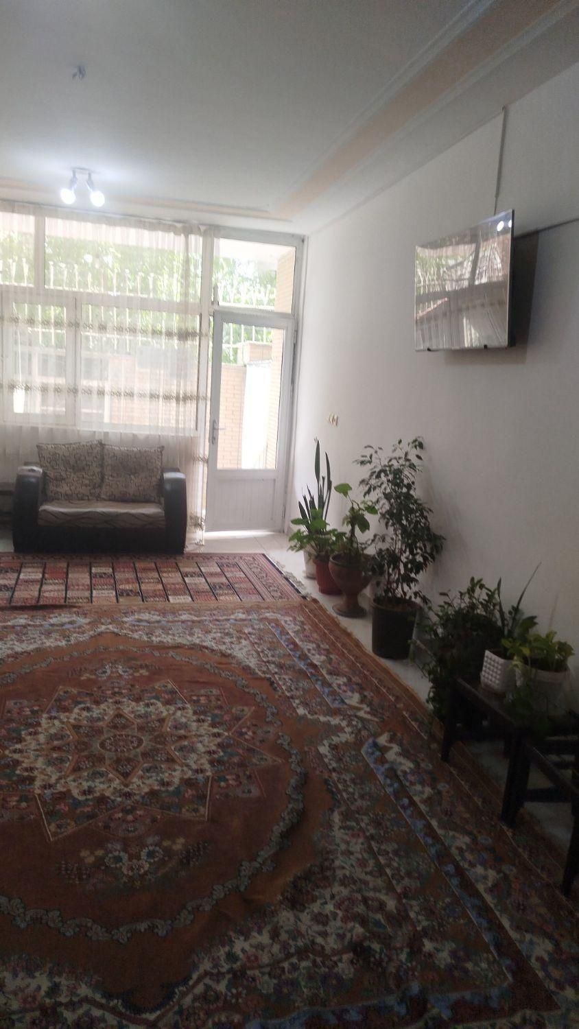 سوییت مبله مسافر به متراژ ۱۰۰دوخواب وسوییت40متری|اجارهٔ کوتاه‌مدت آپارتمان و سوئیت|شهرکرد, |دیوار