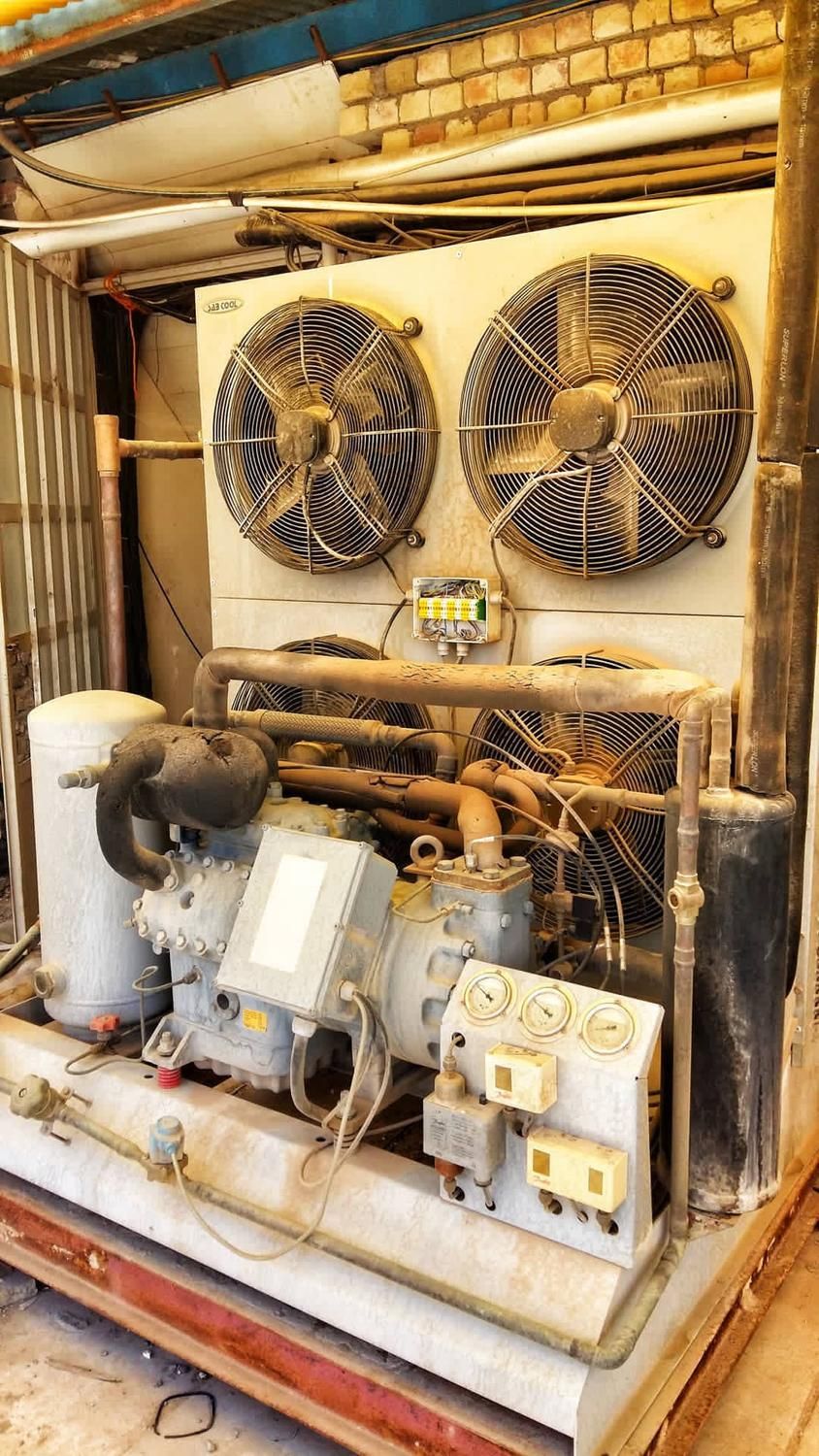 فروش و تعمیر سردخانه و چیلر|خدمات پیشه و مهارت|اصفهان, شهرک کوثر|دیوار