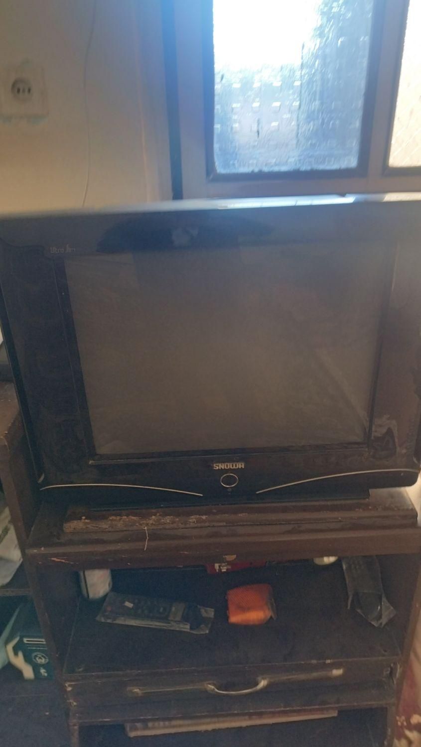 فروش تلویزیون رنگی ۲۱اینچ اسنوا تمیززیادکارنکردهه|تلویزیون و پروژکتور|سیرجان, |دیوار