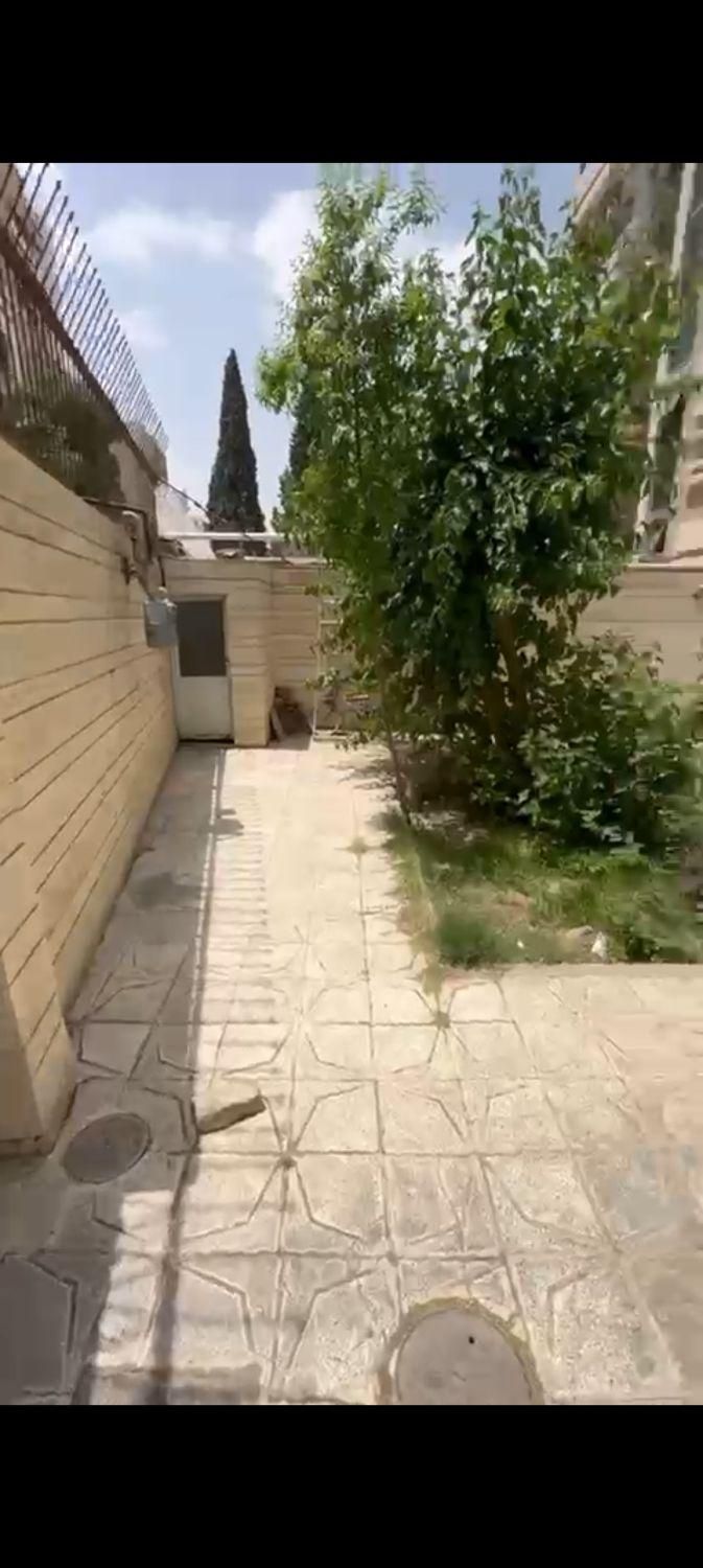 فروش دوطبقه ویلایی.۲۸۰متری۷طبقه مجوز ساخت|فروش خانه و ویلا|اصفهان, ملک|دیوار