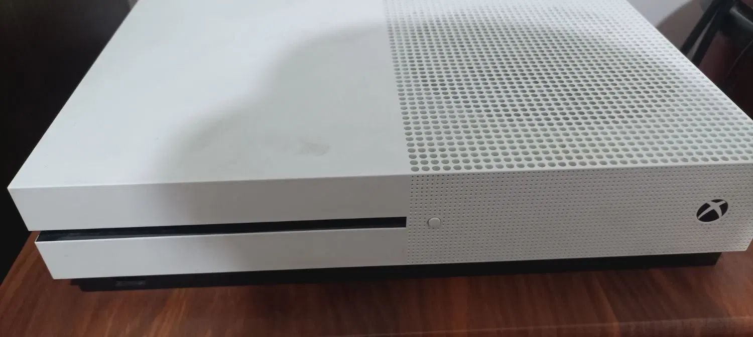 Xbox one s با کنترلر سری اکس - با گارانتی|کنسول، بازی ویدئویی و آنلاین|مشهد, خواجه ربیع|دیوار